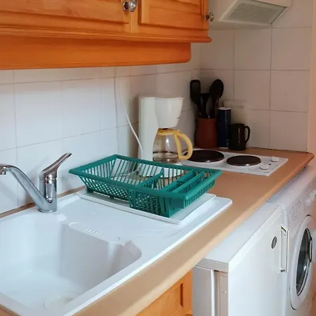 T2 A 200m De La Avec Terrasse, Parking, 5 Couchages - - Fr-1-388-126 Apartman