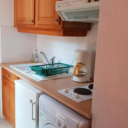 Apartman T2 A 200m De La Avec Terrasse, Parking, 5 Couchages - - Fr-1-388-126 Argelès-sur-Mer